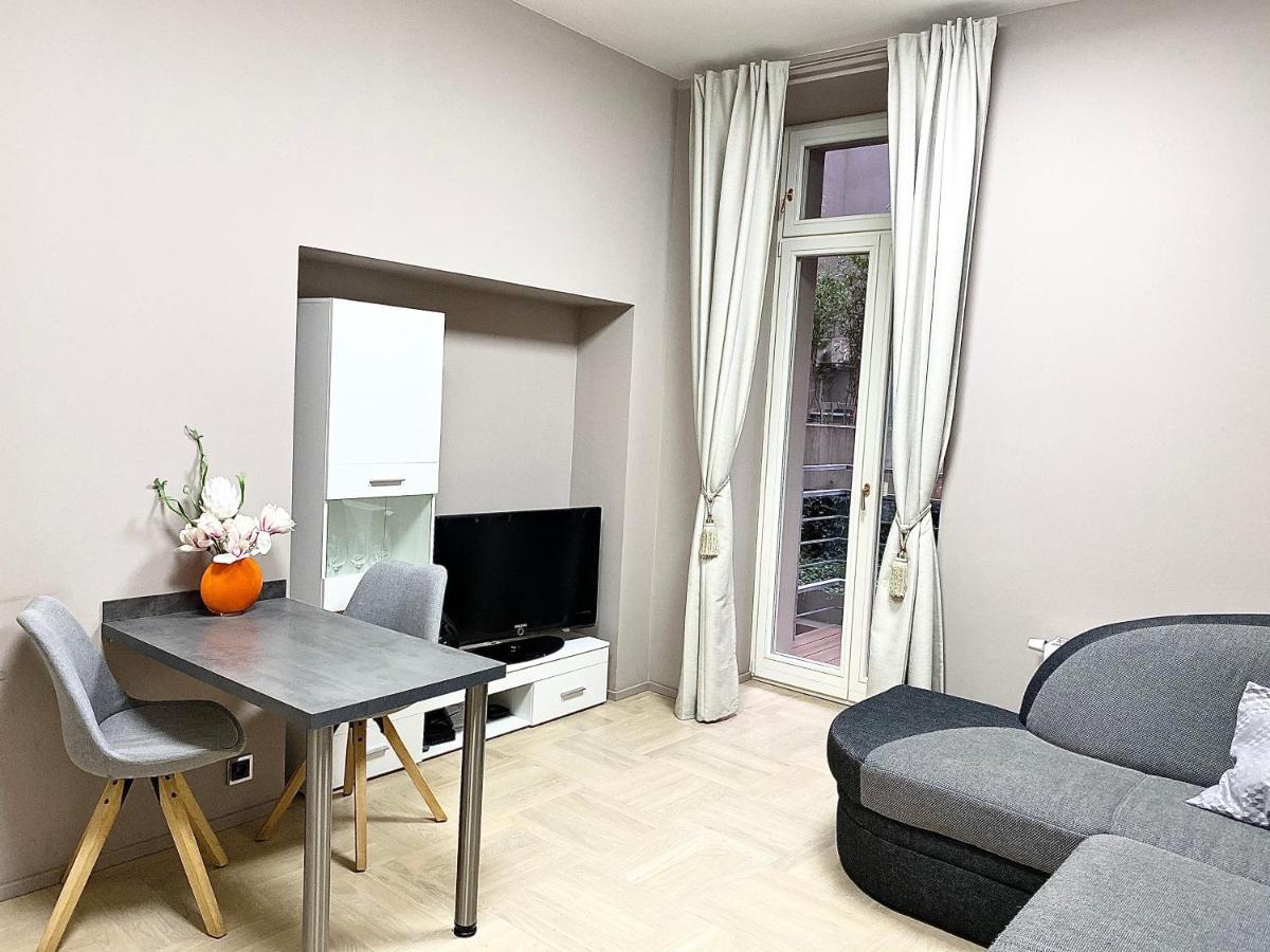 Exclusive Apartment + Best Located Prag Exteriör bild